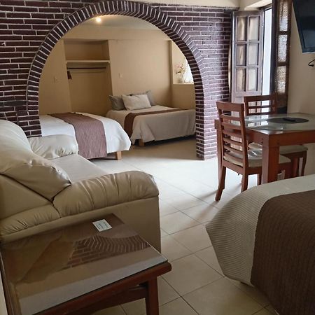 Hotel Real Cortes มิเนราล เดล มอนเต ภายนอก รูปภาพ