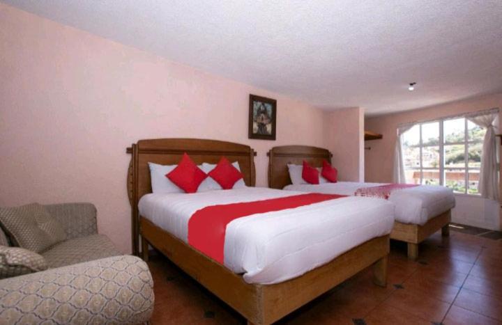 Hotel Real Cortes มิเนราล เดล มอนเต ภายนอก รูปภาพ